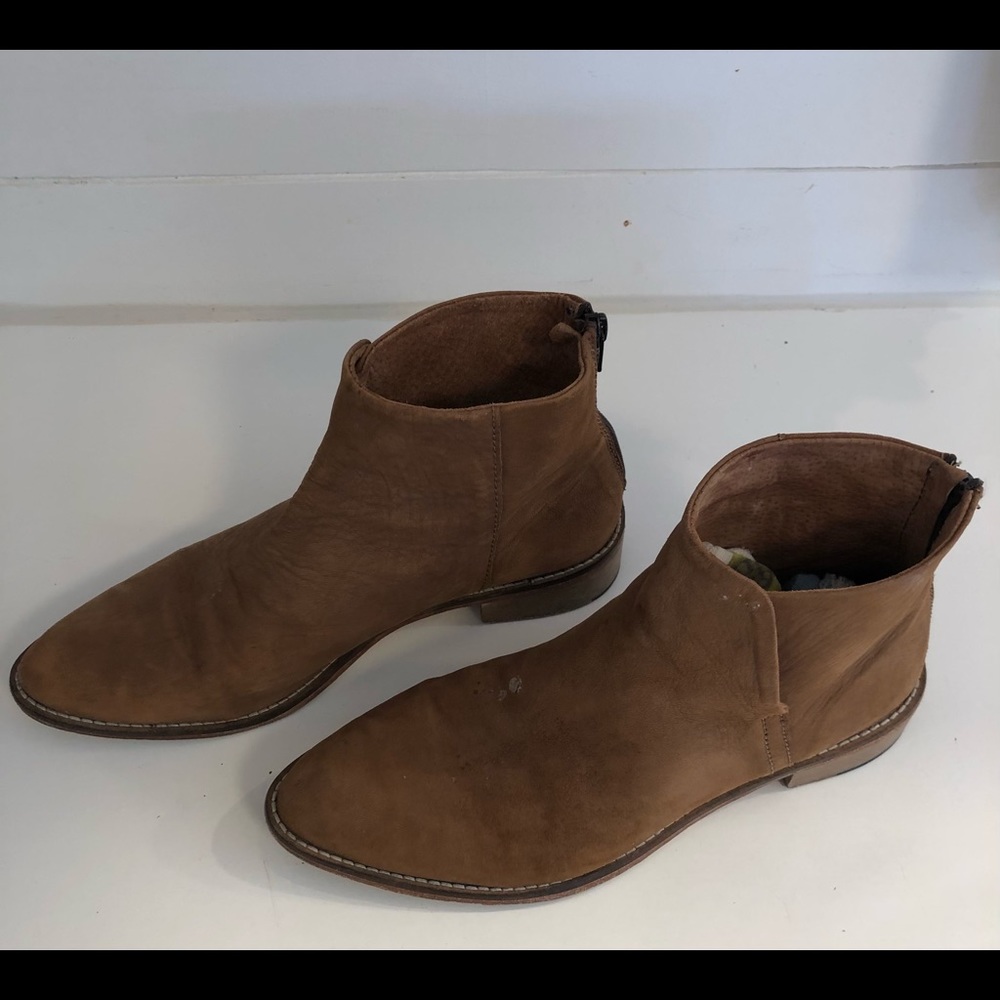 Free People boots size 40